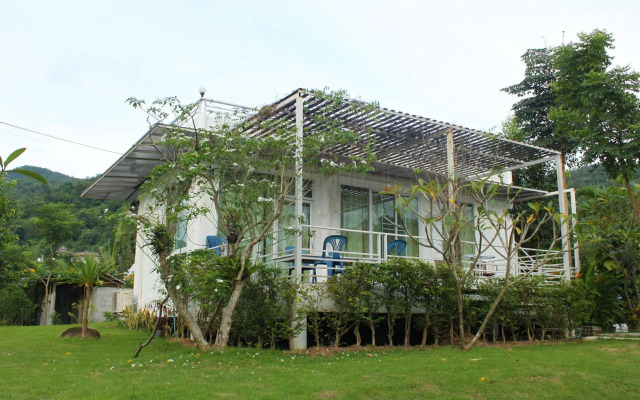 The Happiness Resort