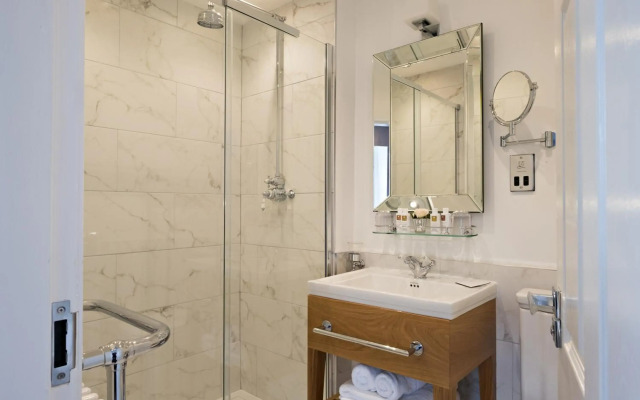 Low Wood Bay Resort & Spa