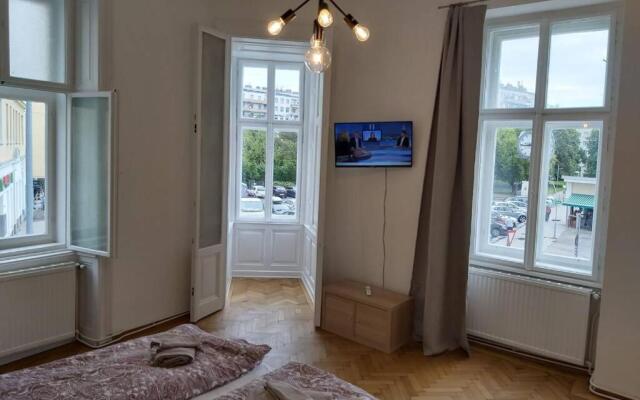 Lovely New 2 Bedroom Near Hannovamarkt