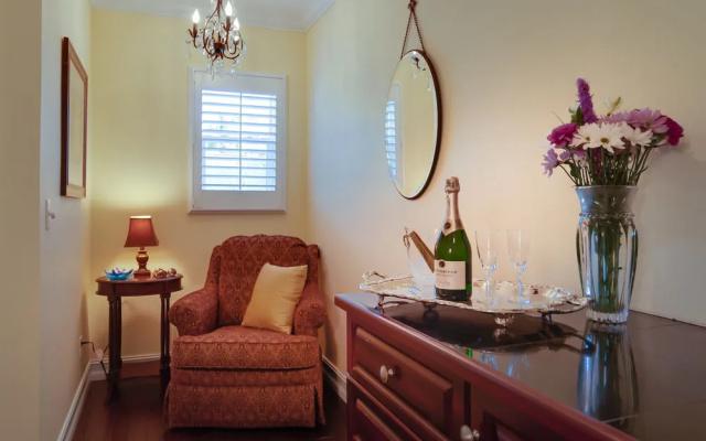 Seaglass Inn