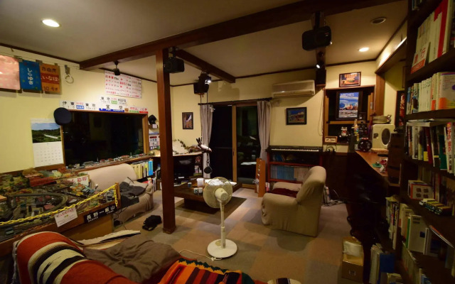 Miyukinomori Youth Hostel