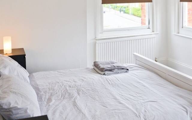 Corner House Apartment