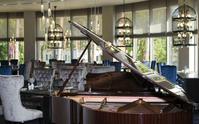 Grand Admiral Resort & SPA