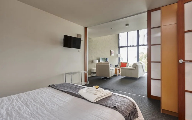 Rosevears Vineyard Retreat