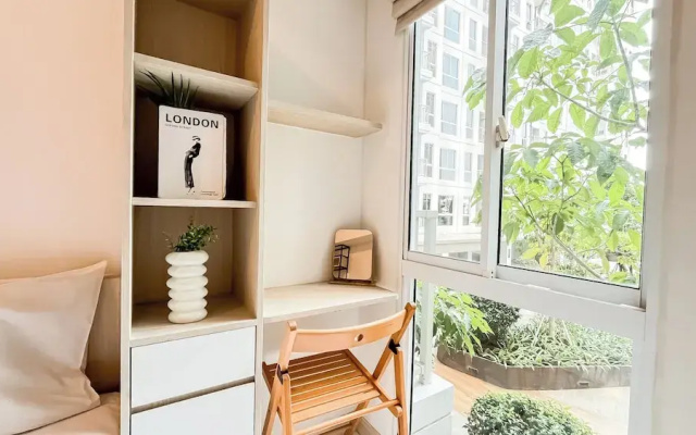 Basic And Compact Studio At Tokyo Riverside Pik 2 Apartment