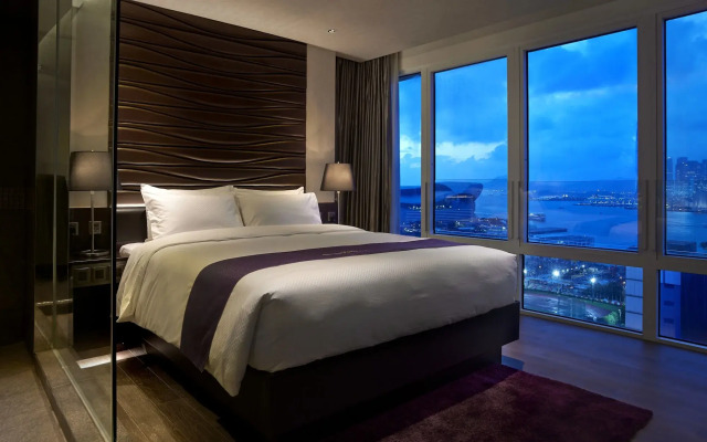 Crafa Harbour Hotel
