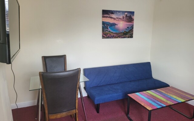 Comfy One Bedroom Flat