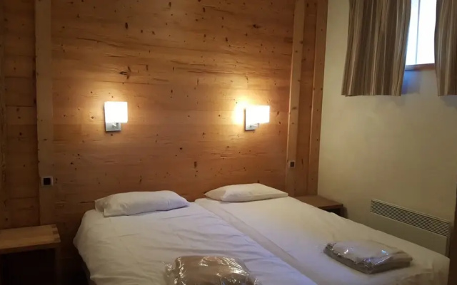 Modern Retreat for 8 Guests