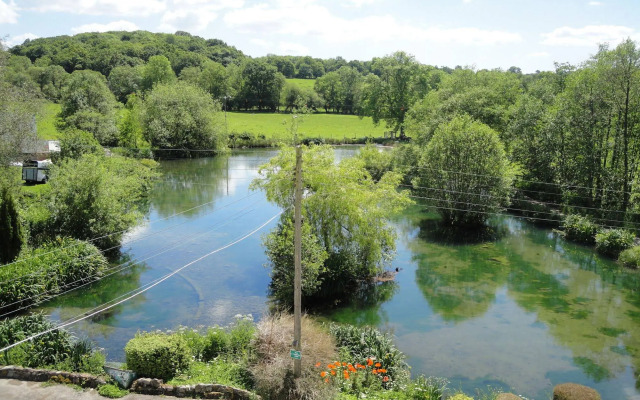 Three Wells