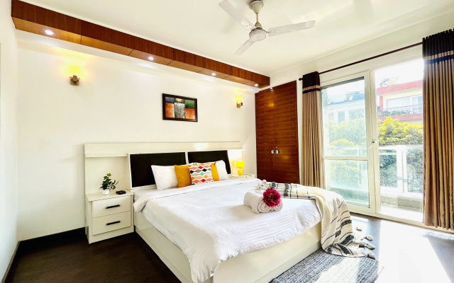 Bluo Modern 3Bhk M Block - Balcony, Parking
