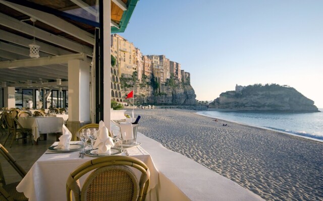 Le Roccette Mare