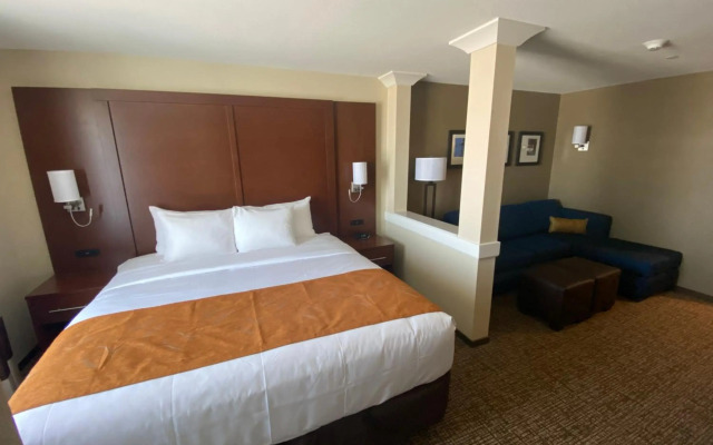 Comfort Suites Midland West
