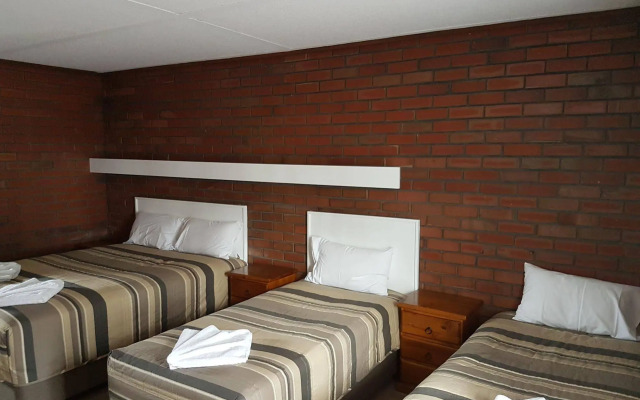 Mid City Plantation Motel