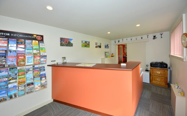 Middlepark Motel