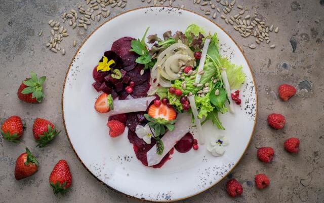 Polonia Park Medical Center & SPA