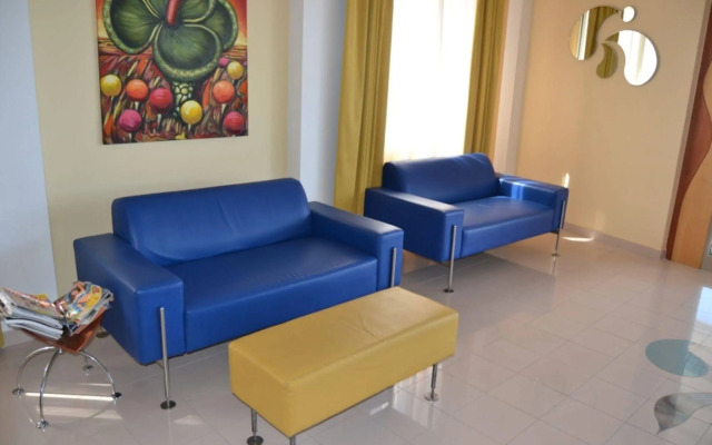 Piccadilly Suites and Rooms