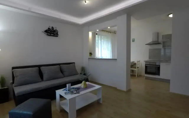 Comfortable Apartment in Stari Grad
