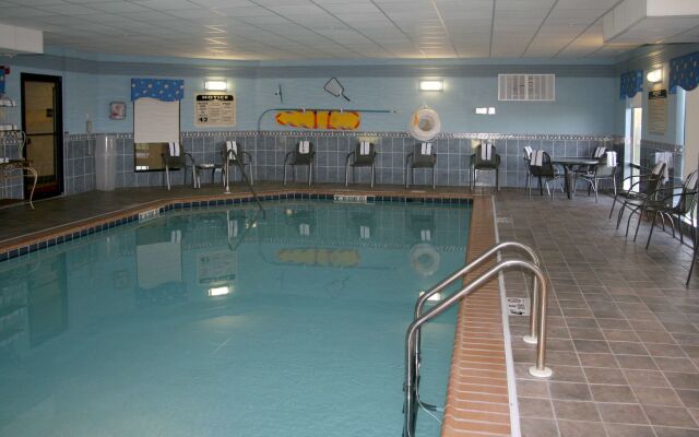 Hampton Inn & Suites Bolingbrook