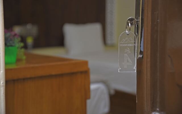 New Pyramids Paradise Hostel