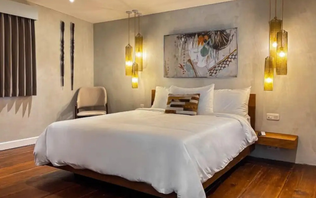 Tropical Townhouse 3 Bedrooms Seminyak