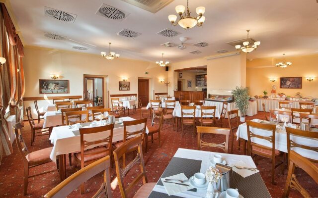 Hotel Podhrad