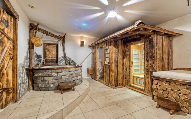 Family Friendly France's Lair