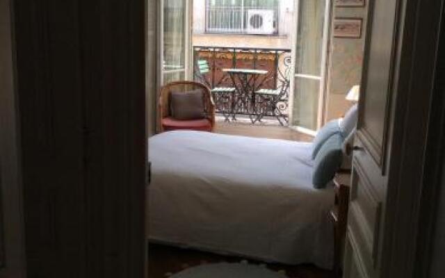 Bed and Breakfast Paris Arc de Triomphe