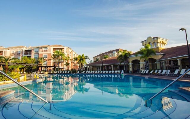 Vista Cay Inn by Densco