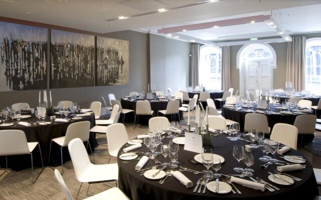 Apex Waterloo Place Hotel