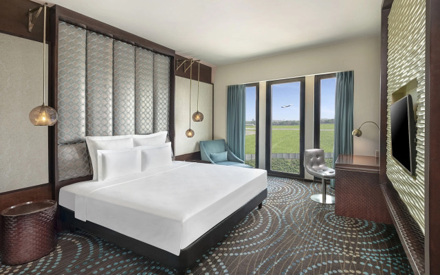 Pullman New Delhi Aerocity Hotel