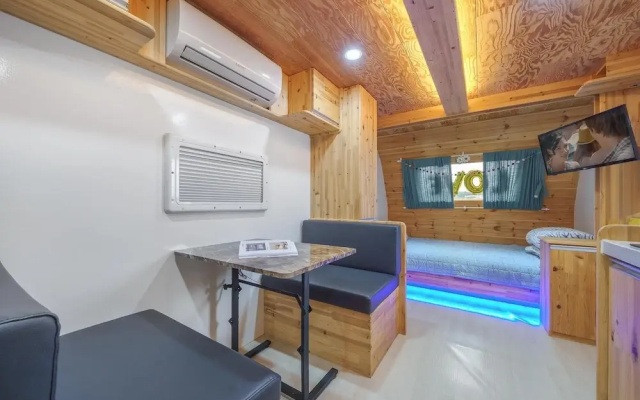 Goseong Jjun Camping Pension