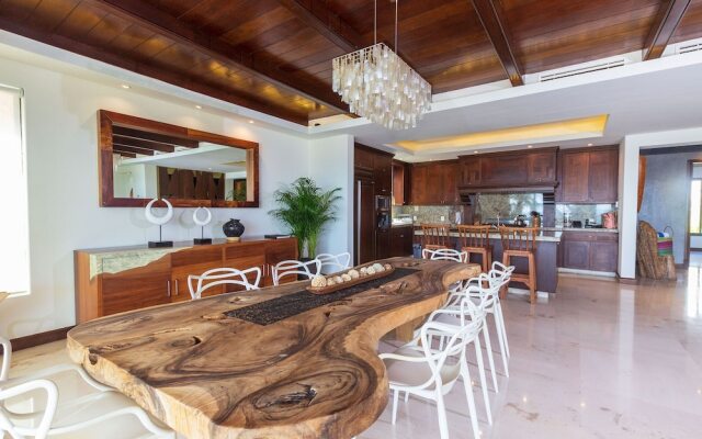 Calm and Cosy 4 Bedroom Condo