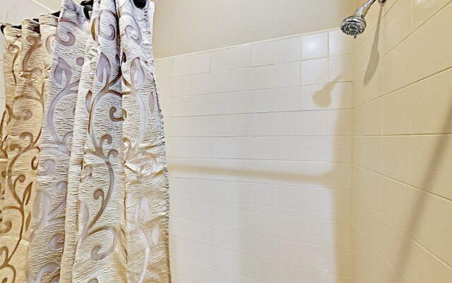 74141 Palm Desert - 4 Br Home