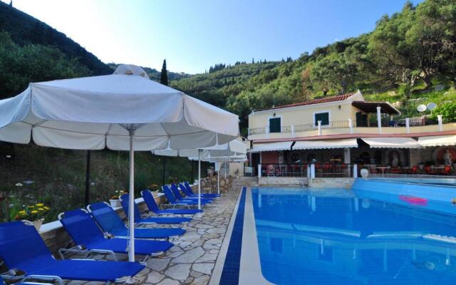 Dimitris Residence 1