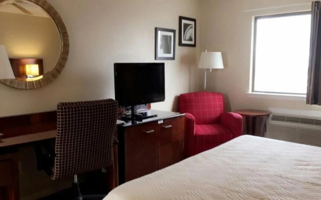 Sand Pebble Motor Lodge