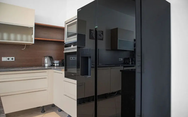 Perfect 7BR Stay Near Hauptbahnhof