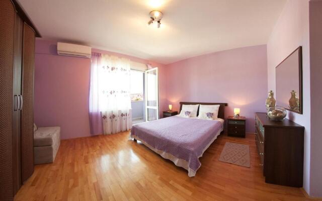 Apartment Sophie’s place