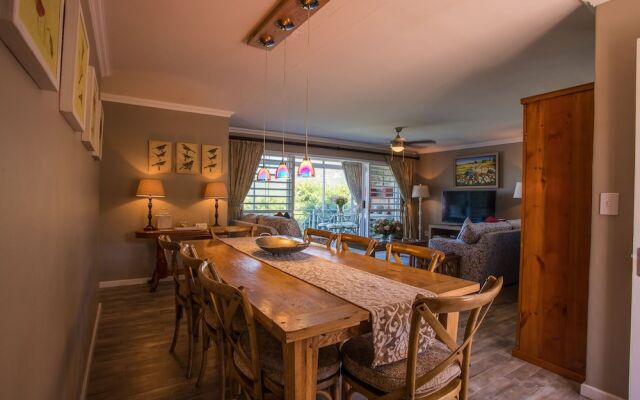 dk villas 1 Harbour View Hout Bay
