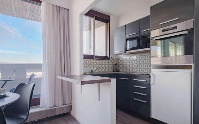 Paris Expo 2 Residence