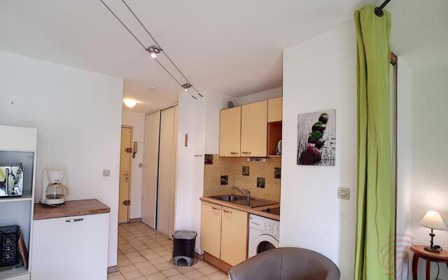 Appartement Lamalou-les-Bains, 1 pièce, 2 personnes - FR-1-451-102