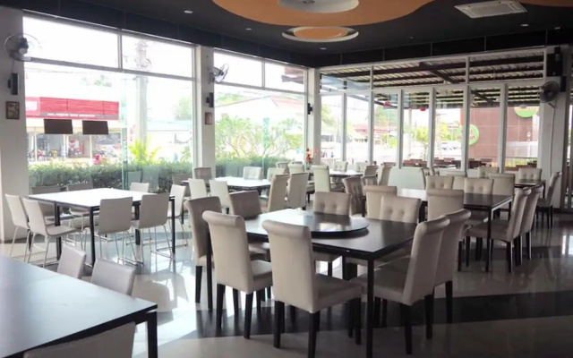 BK Place Hotel