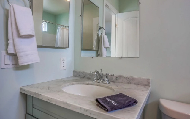 Casa Bah a by Boutiq