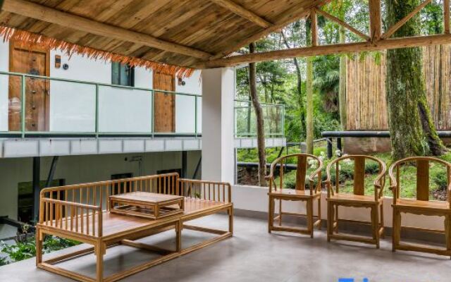 Yunyin Qingcheng Hot Spring Resort Hotel