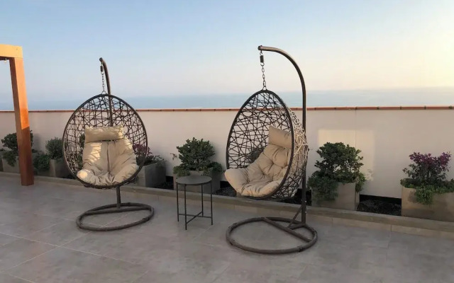 1805 - Exclusive Panoramic Ocean View