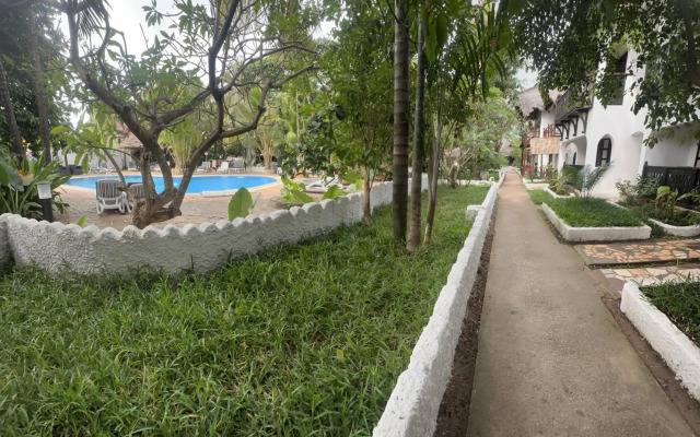 Langi Langi Beach Bungalows