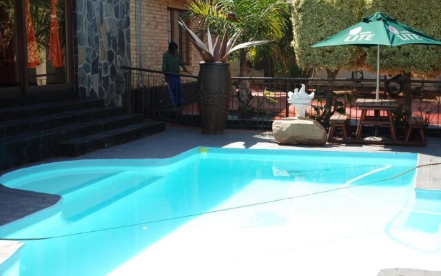 Paula's Guest House