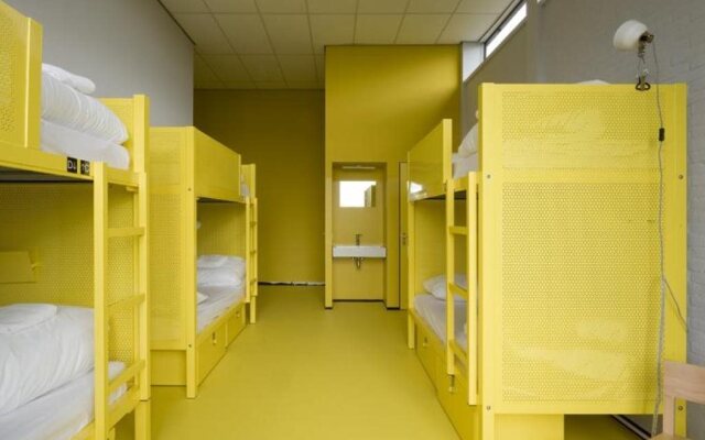 WOW Hostel Amsterdam