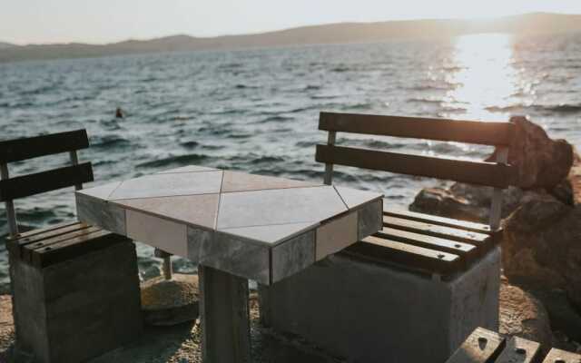 Mil - 30 m From Beach - SA3