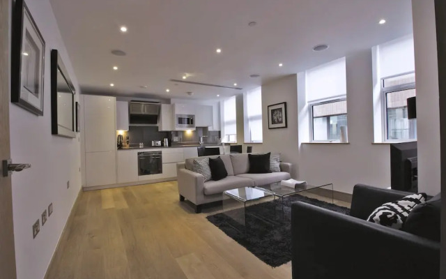 Red Lion Court by Servprop