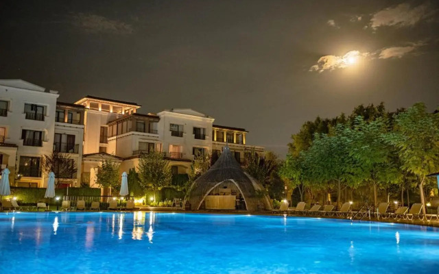 Alex Studio in Green Life Beach Resort